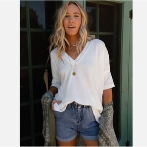 Three Bird Nest White Ribbed V-Neck Oversized Dolman Top Medium